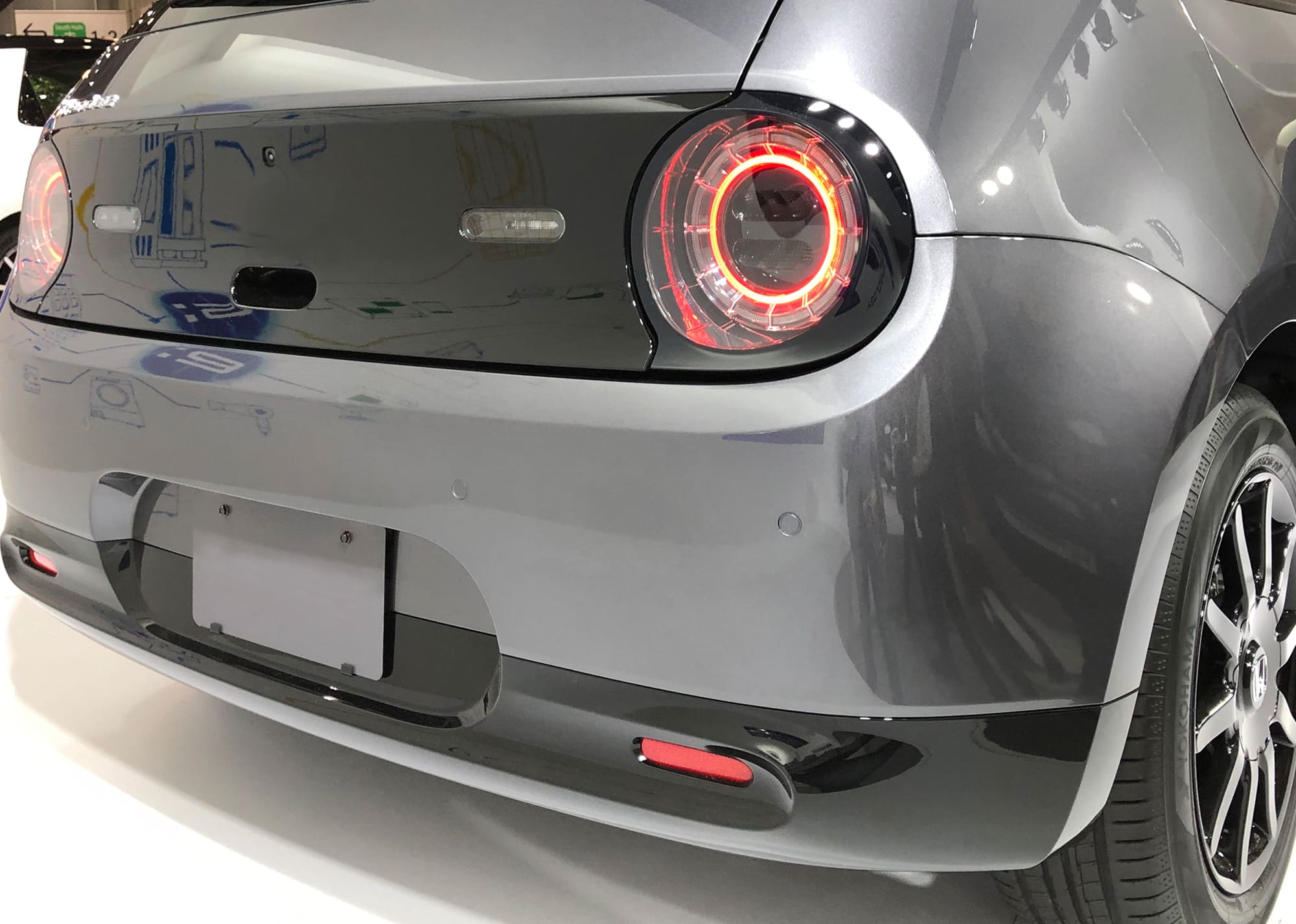 Reflector manufacturing - Reflex Reflector2